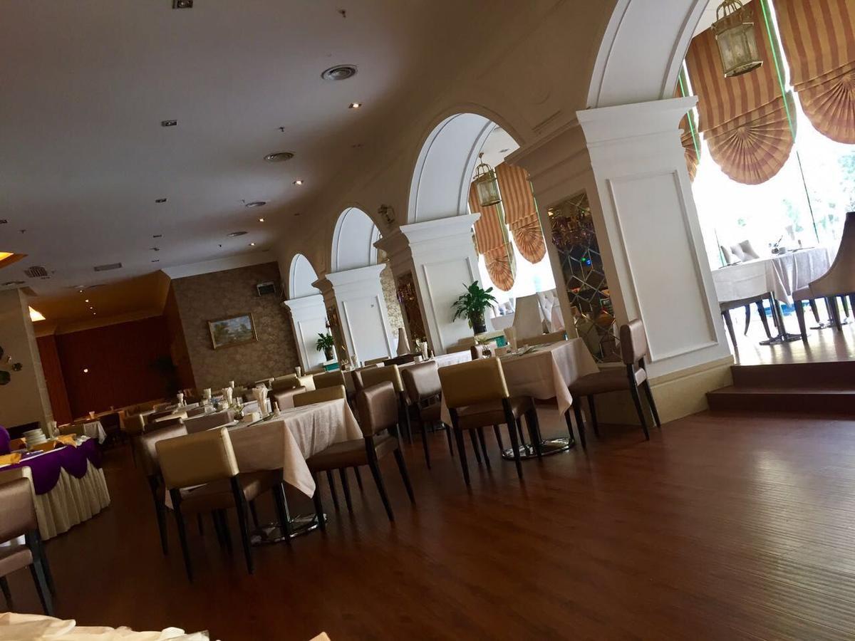 Royal Century Hotel Shenzhen Exterior foto
